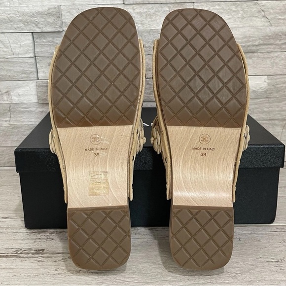 Chanel Camellia Flower Clog Beige Suede Calfskin Wooden Mules 2022 Size 39 EUC - Picture 12 of 16